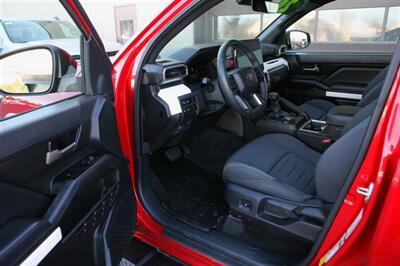 2024 Toyota Tacoma TRD Sport   - Photo 8 - Strasburg, PA 17579