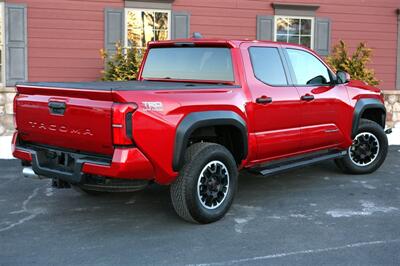 2024 Toyota Tacoma TRD Sport   - Photo 5 - Strasburg, PA 17579