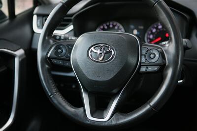 2019 Toyota RAV4 XLE Premium AWD   - Photo 19 - Strasburg, PA 17579