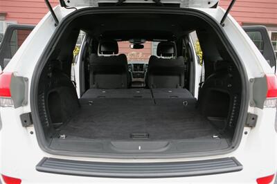 2017 Jeep Grand Cherokee Laredo 4X4   - Photo 15 - Strasburg, PA 17579