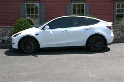 2021 Tesla Model Y Long Range AWD - Photo 4 - Strasburg, PA 17579