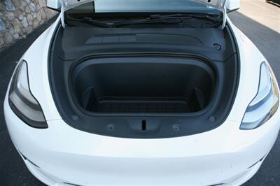 2021 Tesla Model Y Long Range AWD - Photo 7 - Strasburg, PA 17579