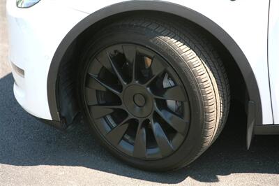 2021 Tesla Model Y Long Range AWD - Photo 3 - Strasburg, PA 17579