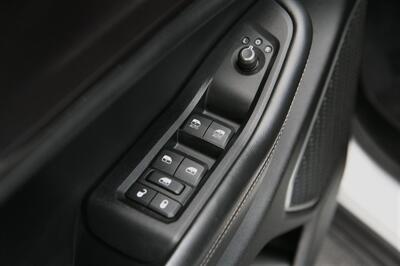 2021 Jeep Grand Cherokee L Altitude 4X4   - Photo 9 - Strasburg, PA 17579