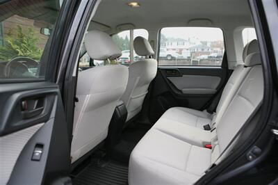 2017 Subaru Forester 2.5i AWD   - Photo 11 - Strasburg, PA 17579
