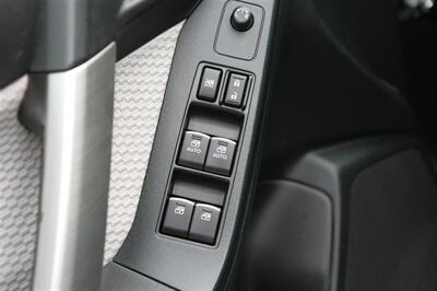 2017 Subaru Forester 2.5i AWD   - Photo 9 - Strasburg, PA 17579