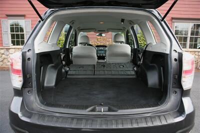 2017 Subaru Forester 2.5i AWD   - Photo 13 - Strasburg, PA 17579