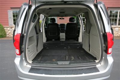 2012 Dodge Grand Caravan SXT - Photo 17 - Strasburg, PA 17579