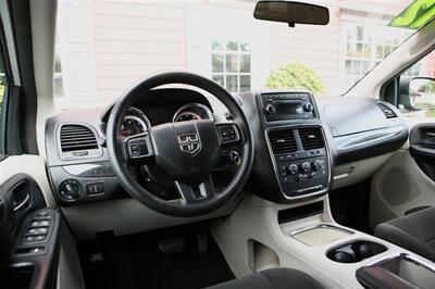 2012 Dodge Grand Caravan SXT - Photo 12 - Strasburg, PA 17579