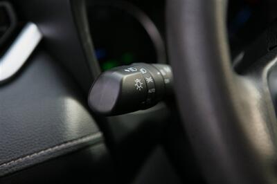2020 Toyota RAV4 Hybrid XLE AWD - Photo 11 - Strasburg, PA 17579
