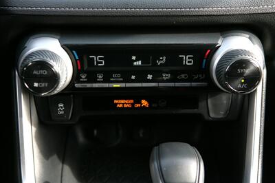 2020 Toyota RAV4 Hybrid XLE AWD - Photo 22 - Strasburg, PA 17579