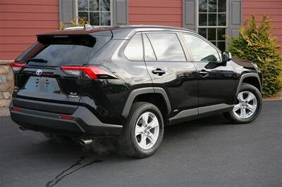 2020 Toyota RAV4 Hybrid XLE AWD - Photo 5 - Strasburg, PA 17579