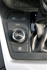 2020 Toyota RAV4 Hybrid XLE AWD - Photo 23 - Strasburg, PA 17579