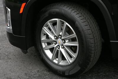 2023 Chevrolet Traverse LT AWD - Photo 3 - Strasburg, PA 17579