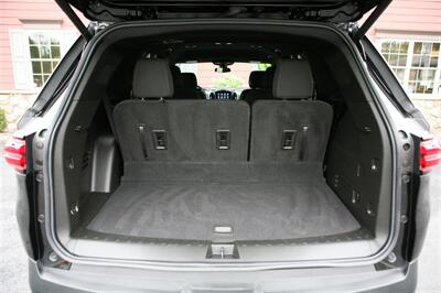 2023 Chevrolet Traverse LT AWD - Photo 16 - Strasburg, PA 17579
