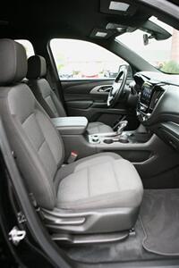 2023 Chevrolet Traverse LT AWD - Photo 21 - Strasburg, PA 17579