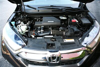 2018 Honda CR-V Touring AWD   - Photo 7 - Strasburg, PA 17579