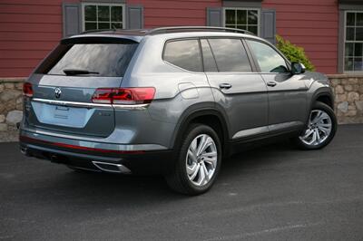 2023 Volkswagen Atlas V6 SE 4Motion - Photo 5 - Strasburg, PA 17579
