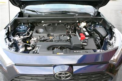 2024 Toyota RAV4 XLE   - Photo 7 - Strasburg, PA 17579