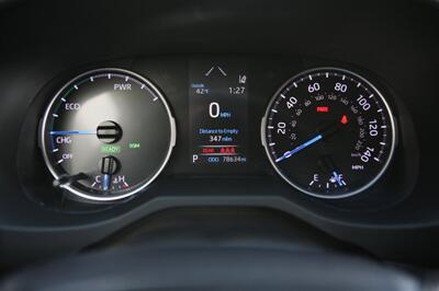 2020 Toyota RAV4 Hybrid XLE   - Photo 25 - Strasburg, PA 17579
