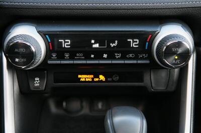 2020 Toyota RAV4 Hybrid XLE   - Photo 22 - Strasburg, PA 17579