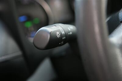 2020 Toyota RAV4 Hybrid XLE   - Photo 11 - Strasburg, PA 17579