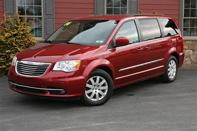 2014 Chrysler Town & Country Touring Van