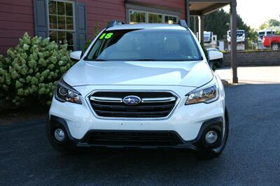 2018 Subaru Outback 2.5i Premium   - Photo 2 - Strasburg, PA 17579