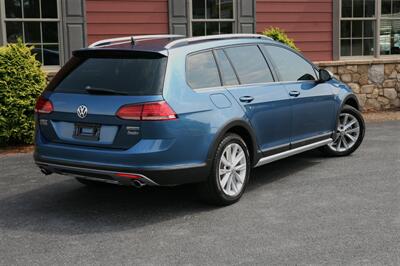 2019 Volkswagen Golf Alltrack TSI S 4Motion 6-Speed Manual   - Photo 5 - Strasburg, PA 17579