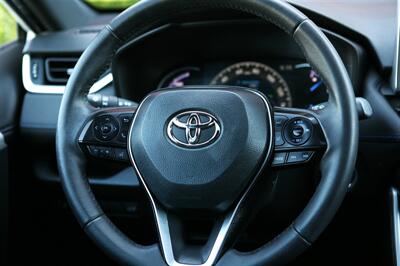 2021 Toyota RAV4 Hybrid XSE AWD - Photo 19 - Strasburg, PA 17579