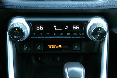 2021 Toyota RAV4 Hybrid XSE AWD - Photo 22 - Strasburg, PA 17579