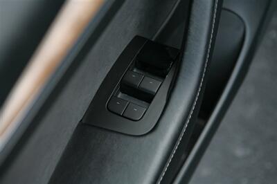 2022 Tesla Model 3 Long Range - Photo 9 - Strasburg, PA 17579