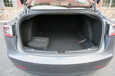 2022 Tesla Model 3 Long Range - Photo 14 - Strasburg, PA 17579