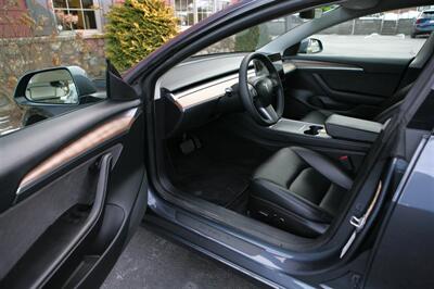 2022 Tesla Model 3 Long Range - Photo 8 - Strasburg, PA 17579