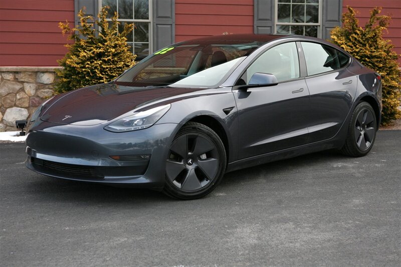 2022 Tesla Model 3 Long Range   - Photo 1 - Strasburg, PA 17579