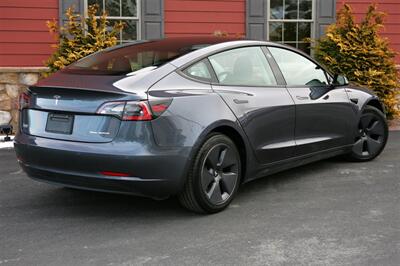 2022 Tesla Model 3 Long Range - Photo 5 - Strasburg, PA 17579