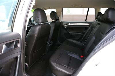 2017 Volkswagen Golf Alltrack TSI S 4Motion   - Photo 13 - Strasburg, PA 17579