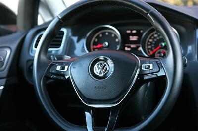 2018 Volkswagen Golf TSI SE 4-Door - Photo 19 - Strasburg, PA 17579