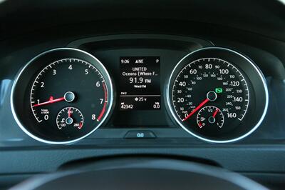 2018 Volkswagen Golf TSI SE 4-Door - Photo 25 - Strasburg, PA 17579