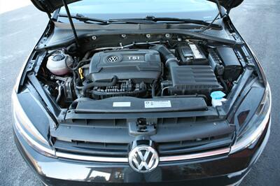 2018 Volkswagen Golf TSI SE 4-Door - Photo 7 - Strasburg, PA 17579