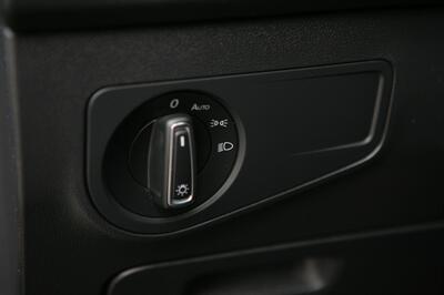 2018 Volkswagen Tiguan 2.0T SE 4Motion   - Photo 11 - Strasburg, PA 17579