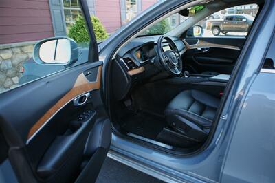 2023 Volvo XC90 AWD B6 Plus - Photo 8 - Strasburg, PA 17579