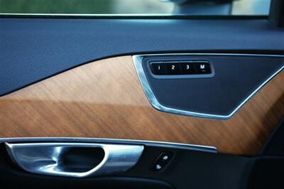 2023 Volvo XC90 AWD B6 Plus - Photo 10 - Strasburg, PA 17579