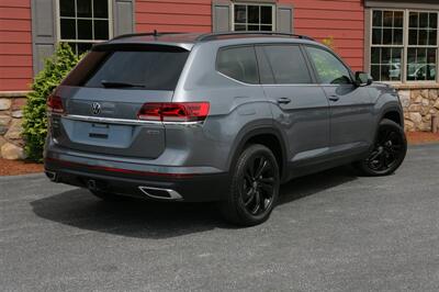 2022 Volkswagen Atlas SE w/tech AWD   - Photo 5 - Strasburg, PA 17579