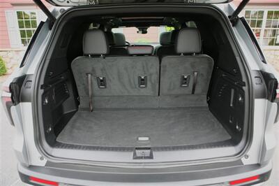 2024 Chevrolet Traverse Z71 AWD   - Photo 16 - Strasburg, PA 17579