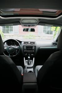 2018 Volkswagen Jetta 1.4T SE - Photo 16 - Strasburg, PA 17579