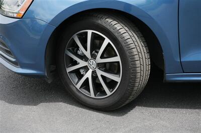 2018 Volkswagen Jetta 1.4T SE - Photo 3 - Strasburg, PA 17579