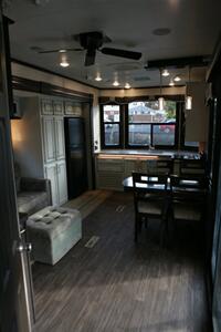 2019 Jayco Jay Flight Bungalow 40BHTS - Photo 12 - Strasburg, PA 17579