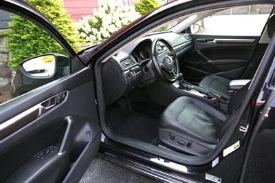 2018 Volkswagen Passat 2.0T SE   - Photo 8 - Strasburg, PA 17579