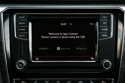 2018 Volkswagen Passat 2.0T SE   - Photo 21 - Strasburg, PA 17579